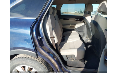 Kia Sorento 2.4L I-4 DI, DOHC, VVT, 185HP All Wheel Drive - автомобили, коли, обяви за нови и употребявани 7