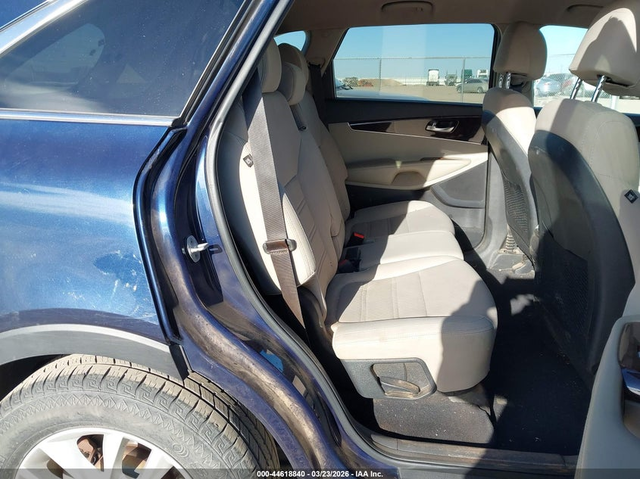 Kia Sorento 2.4L I-4 DI, DOHC, VVT, 185HP All Wheel Drive - автомобили, коли, обяви за нови и употребявани 7