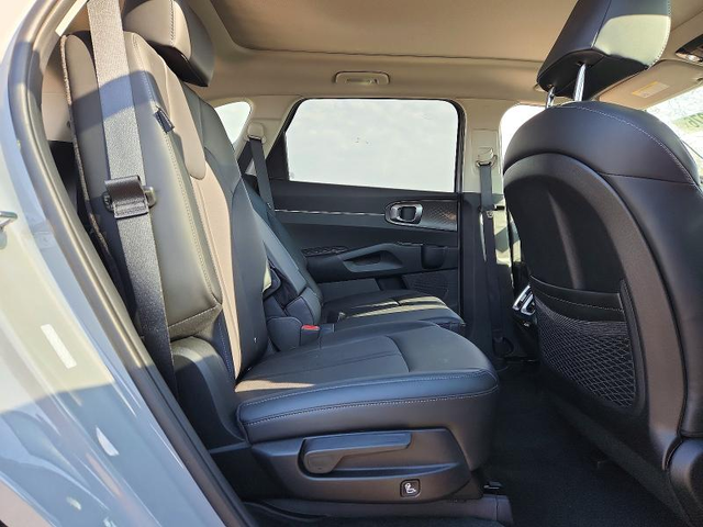 Kia Sorento 2.5L 4 ALL WHEEL DRIVE - автомобили, коли, обяви за нови и употребявани 11