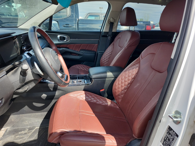 Kia Sorento 2.5L 4cyl AWD - автомобили, коли, обяви за нови и употребявани 4