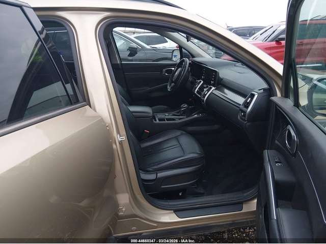 Kia Sorento 2.5L I-4 DI, DOHC, VVT, 191HP All Wheel Drive - автомобили, коли, обяви за нови и употребявани 4