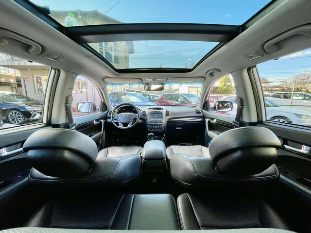 Kia Sorento 3.3GDI 294HP FULL - автомобили, коли, обяви за нови и употребявани 8