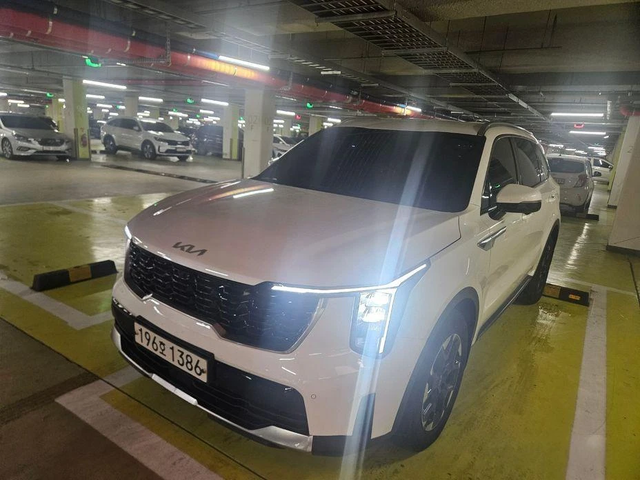 Kia Sorento Diesel 2.2 2WD Noblesse - автомобили, коли, обяви за нови и употребявани 2