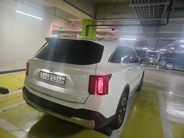 Kia Sorento Diesel 2.2 2WD Noblesse - автомобили, коли, обяви за нови и употребявани 4