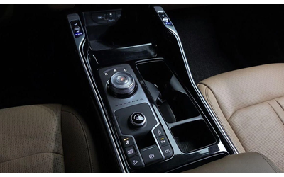 Kia Sorento Gasoline 2.5T 2WD Noblesse - автомобили, коли, обяви за нови и употребявани 8