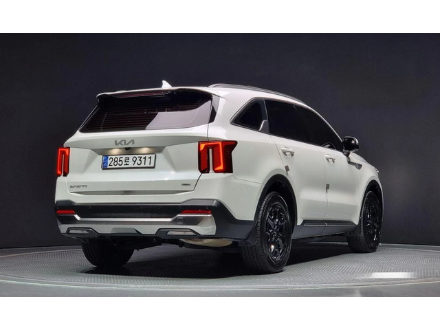 Kia Sorento HEV 1.6 2WD Noblesse * НАЙ-ДОБРА ЦЕНА В БЪЛГАРИЯ* - автомобили, коли, обяви за нови и употребявани 1