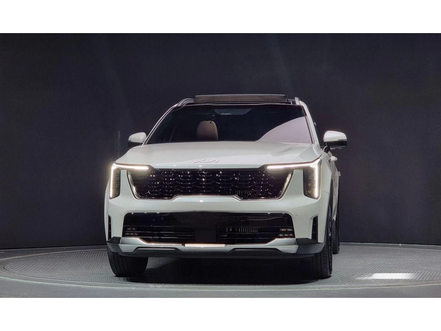 Kia Sorento HEV 1.6 2WD Noblesse * НАЙ-ДОБРА ЦЕНА В БЪЛГАРИЯ* - автомобили, коли, обяви за нови и употребявани 2