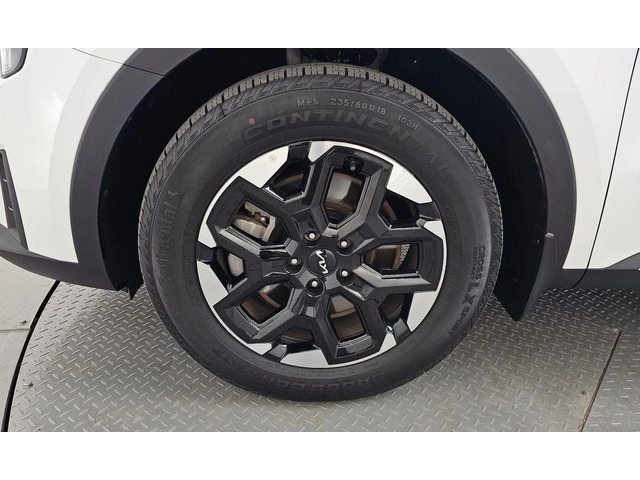 Kia Sorento Diesel 2.2 2WD Prestige - автомобили, коли, обяви за нови и употребявани 4