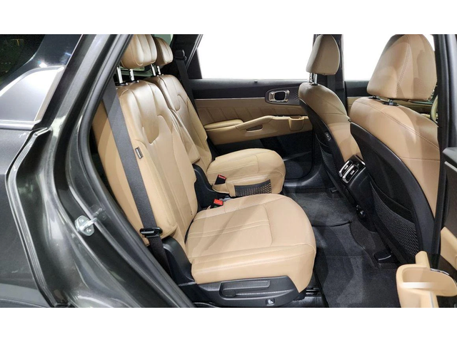 Kia Sorento Gasoline 2.5T 2WD Signature - автомобили, коли, обяви за нови и употребявани 11