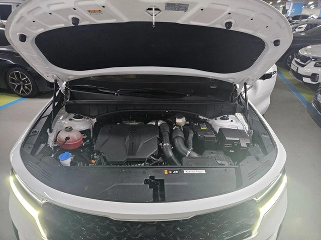 Kia Sorento Gasoline 2.5T 2WD Noblesse - автомобили, коли, обяви за нови и употребявани 5