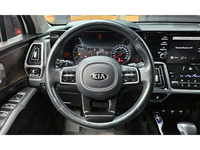 Kia Sorento Diesel 2.2 2WD Prestige - автомобили, коли, обяви за нови и употребявани 12