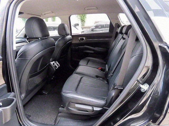 Kia Sorento Diesel 2.2 2WD * НАЙ-ДОБРА ЦЕНА В БЪЛГАРИЯ* - автомобили, коли, обяви за нови и употребявани 5