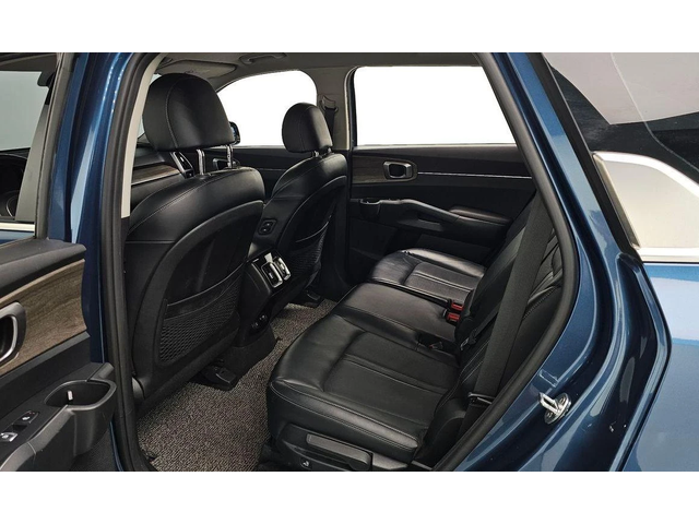 Kia Sorento Diesel 2.2 2WD * НАЙ-ДОБРА ЦЕНА В БЪЛГАРИЯ* - автомобили, коли, обяви за нови и употребявани 11