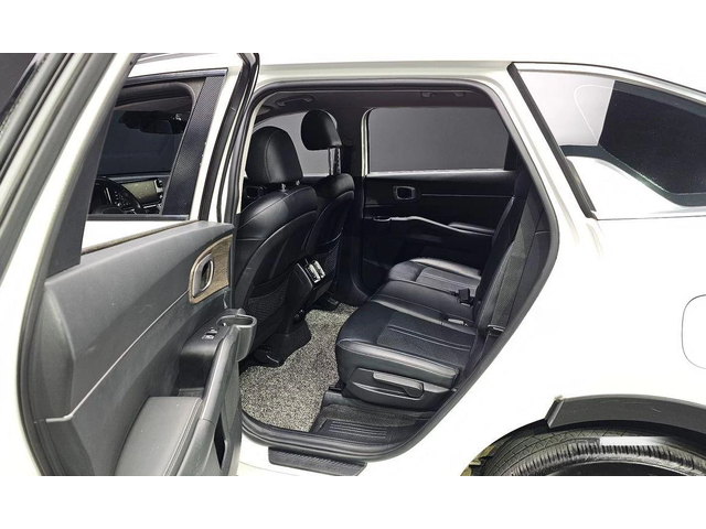 Kia Sorento Diesel 2.2 2WD * НАЙ-ДОБРА ЦЕНА В БЪЛГАРИЯ* - автомобили, коли, обяви за нови и употребявани 9