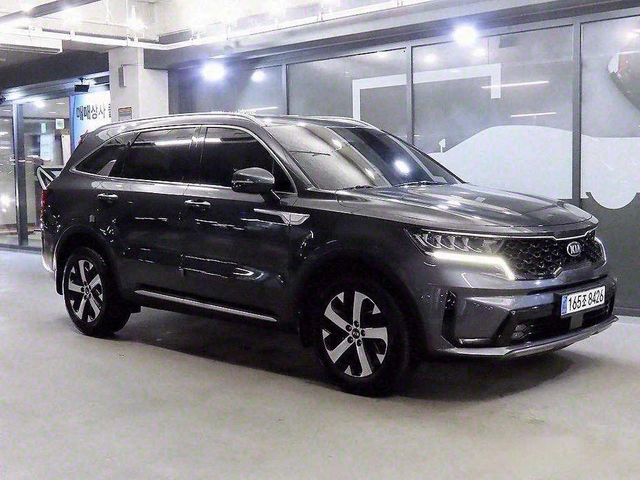Kia Sorento - автомобили, коли, обяви за нови и употребявани 0