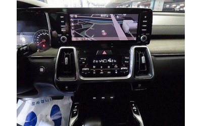 Kia Sorento - автомобили, коли, обяви за нови и употребявани 10