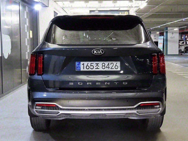 Kia Sorento - автомобили, коли, обяви за нови и употребявани 4