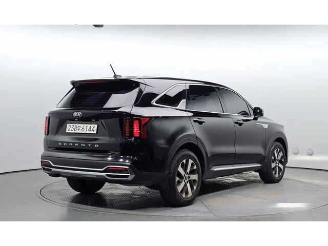 Kia Sorento - автомобили, коли, обяви за нови и употребявани 1