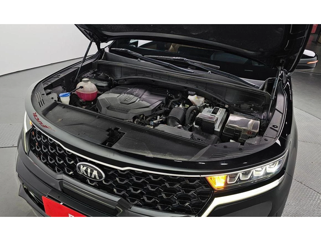 Kia Sorento - автомобили, коли, обяви за нови и употребявани 5