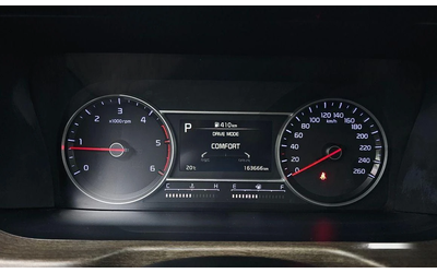 Kia Sorento - автомобили, коли, обяви за нови и употребявани 7