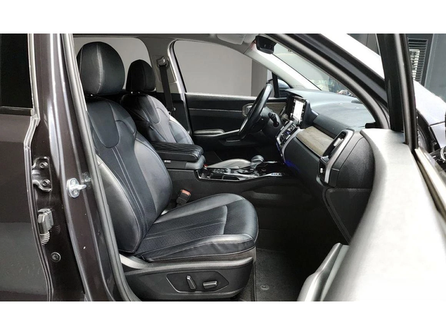 Kia Sorento - автомобили, коли, обяви за нови и употребявани 10