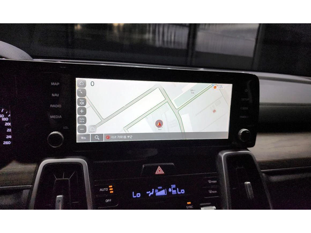 Kia Sorento - автомобили, коли, обяви за нови и употребявани 13