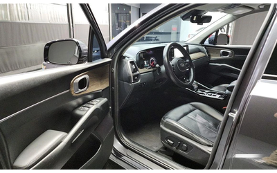 Kia Sorento - автомобили, коли, обяви за нови и употребявани 9