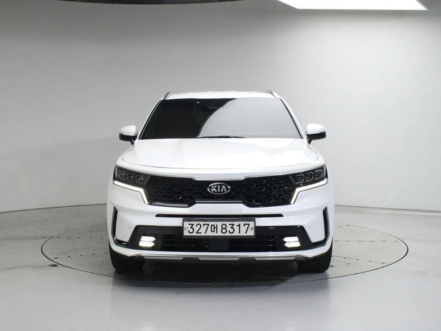 Kia Sorento - автомобили, коли, обяви за нови и употребявани 2