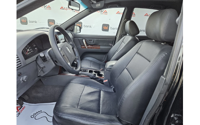 Kia Sorento 2.5D-140kc= 4x4= КЛИМАТРОНИК - автомобили, коли, обяви за нови и употребявани 6