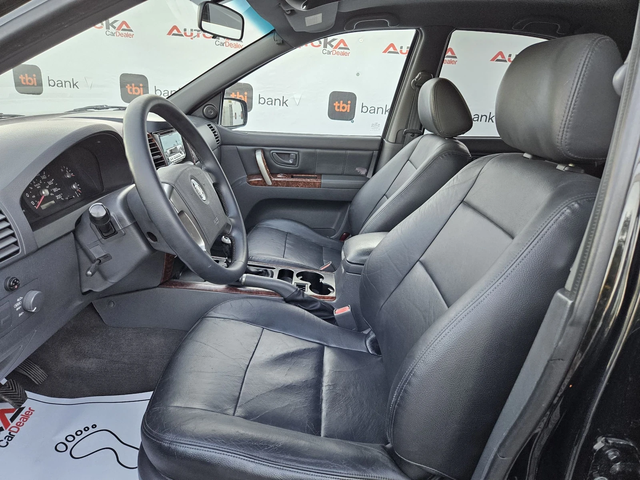 Kia Sorento 2.5D-140kc= 4x4= КЛИМАТРОНИК - автомобили, коли, обяви за нови и употребявани 6