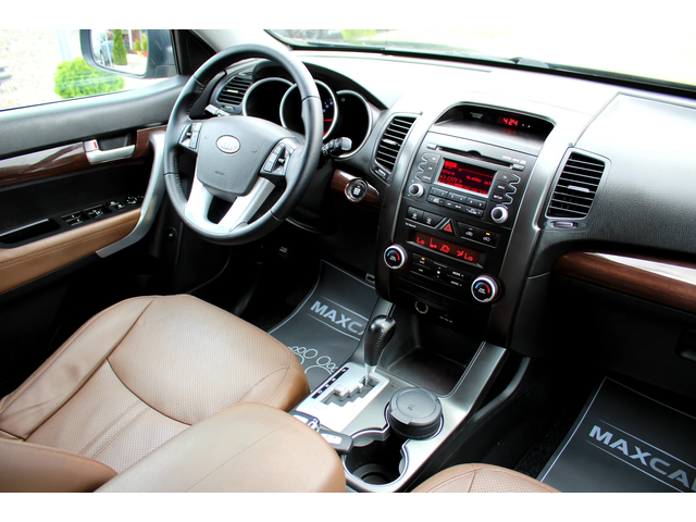 Kia Sorento 2.2CRDi СОБСТВЕН ЛИЗИНГ - автомобили, коли, обяви за нови и употребявани 12