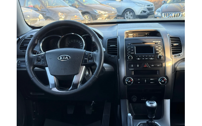 Kia Sorento 2.4i - автомобили, коли, обяви за нови и употребявани 11