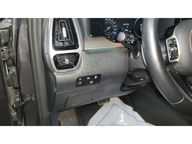 KIA Sorento - автомобили, коли, обяви за нови и употребявани 10