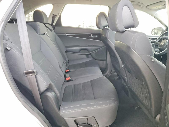 Kia Sorento 3.3L 6 ALL WHEEL DRIVE - автомобили, коли, обяви за нови и употребявани 11