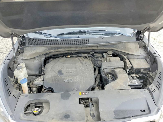 Kia Sorento 3.3L 6 FRONT WHEEL DRIVE - автомобили, коли, обяви за нови и употребявани 11