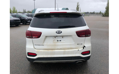 kia-sorento-3-3l-6cyl-awd - 3