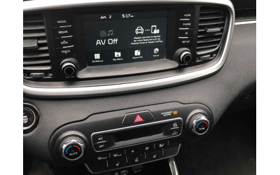 Kia Sorento 3.3L 6cyl AWD - автомобили, коли, обяви за нови и употребявани 8