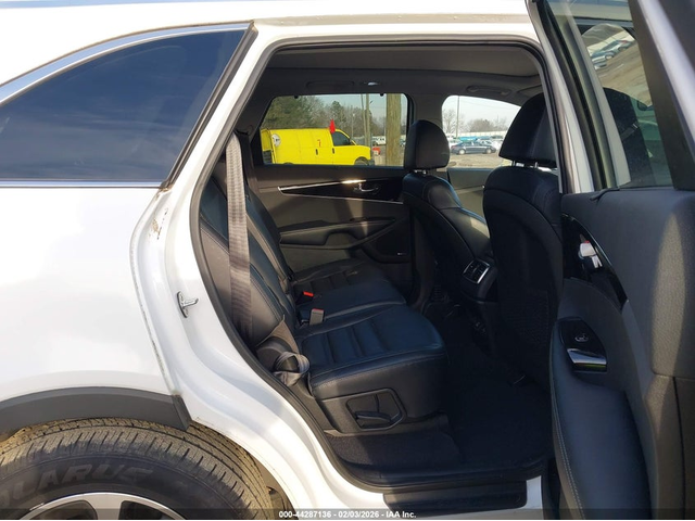 Kia Sorento 3.3L V-6 DI, DOHC, VVT, 290HP Front Wheel Drive - автомобили, коли, обяви за нови и употребявани 7