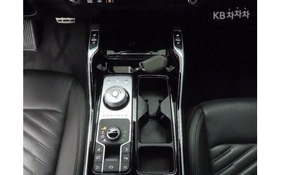 Kia Sorento 2.5 T-GDI AWD Signature ЛИЗИНГ БЕЗ ПЪРВ.ВНОСКА - автомобили, коли, обяви за нови и употребявани 8