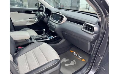 Kia Sorento 2.2CRDi AWD Обдух/Подгрев/Пано/Keyless/360Камера - автомобили, коли, обяви за нови и употребявани 9