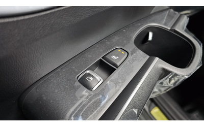 Kia Sorento Prestige 2.2 2WD autogeorge.com - автомобили, коли, обяви за нови и употребявани 14