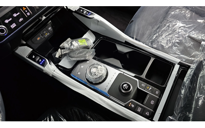 Kia Sorento Prestige 2.2 2WD autogeorge.com - автомобили, коли, обяви за нови и употребявани 8