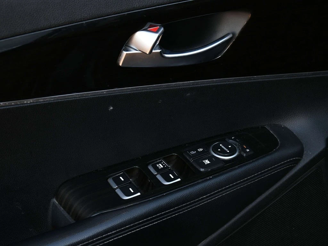 Kia Sorento * L, LX, S * CARFAX * ЦЕНА ДО БГ - автомобили, коли, обяви за нови и употребявани 6