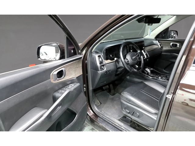 Kia Sorento Diesel 2.2 4Wd - автомобили, коли, обяви за нови и употребявани 9