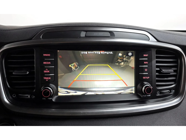 Kia Sorento 2.0 Turbo 2Wd - автомобили, коли, обяви за нови и употребявани 16