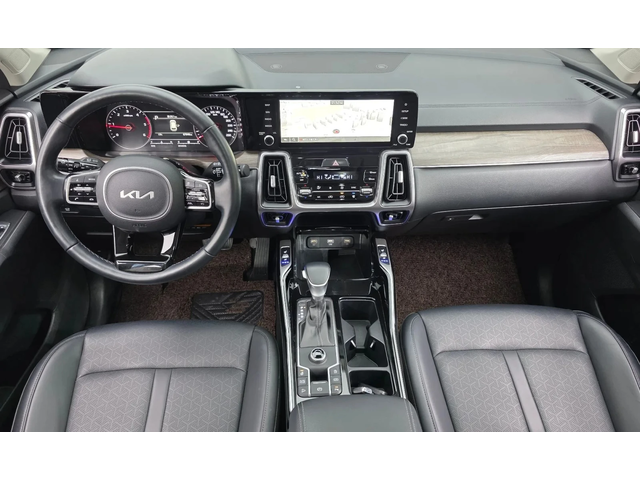 Kia Sorento Diesel 2.2 2Wd Prestige - автомобили, коли, обяви за нови и употребявани 6