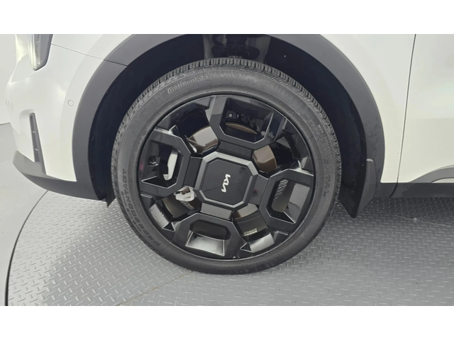 Kia Sorento Gasoline 2.5T 2Wd - автомобили, коли, обяви за нови и употребявани 4