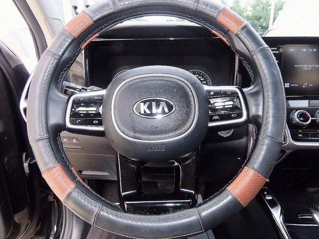 Kia Sorento Diesel 2.2 2WD * НАЙ-ДОБРА ЦЕНА В БЪЛГАРИЯ* - автомобили, коли, обяви за нови и употребявани 7