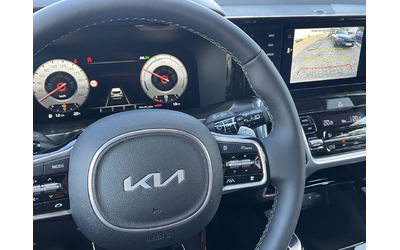 Kia Sorento Hybrid/230ps/6+ 1 - автомобили, коли, обяви за нови и употребявани 10
