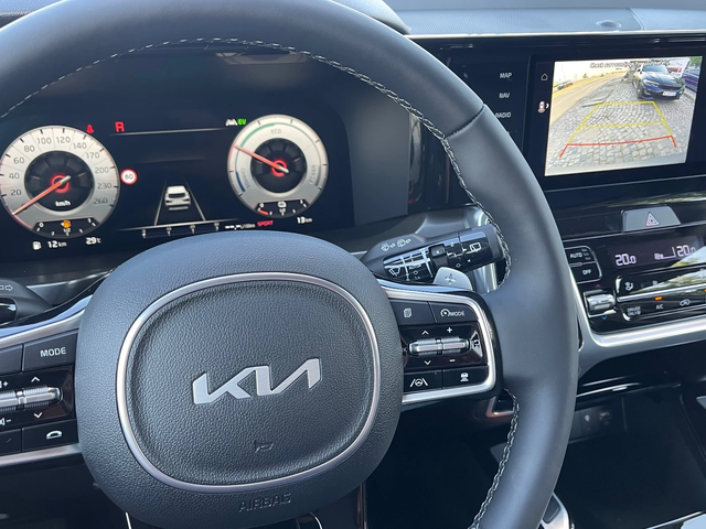 Kia Sorento Hybrid/230ps/6+ 1 - автомобили, коли, обяви за нови и употребявани 10